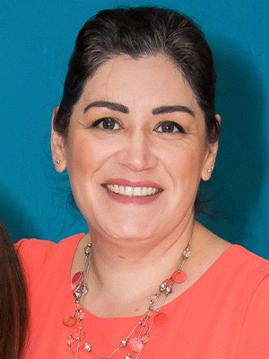 Dental assistant Patricia